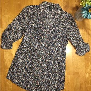 Wet seal top 🌸🌷🌻